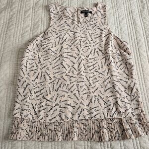 Banana Republic Women's Sleeveless Top with Text Print